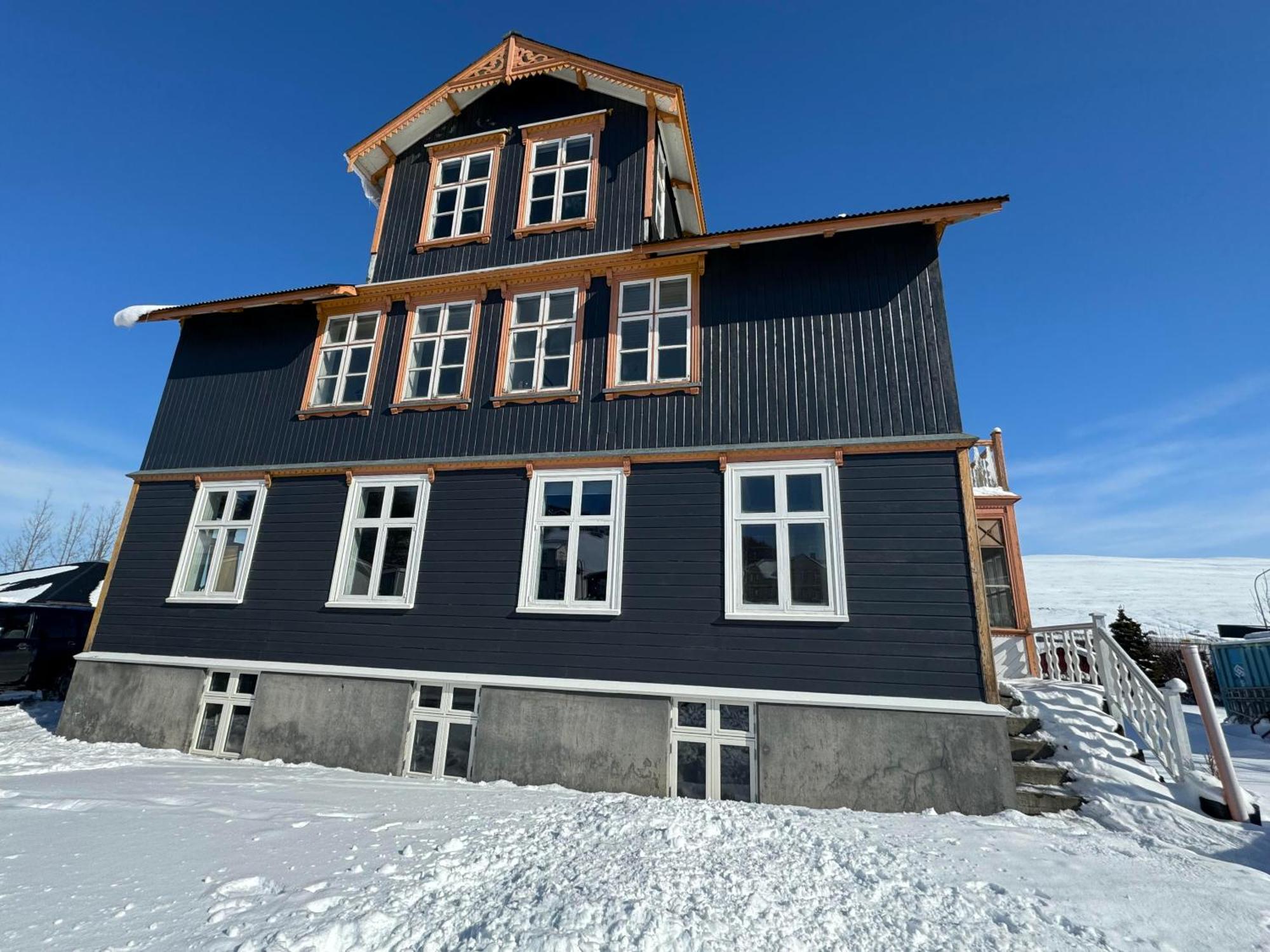 Hoepfner And Tulinius Historical Houses Akureyri Exteriör bild